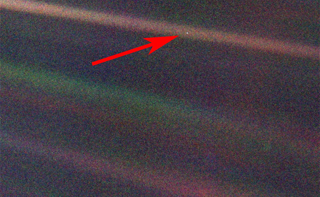 Słynny cytat Sagana: Pale Blue Dot