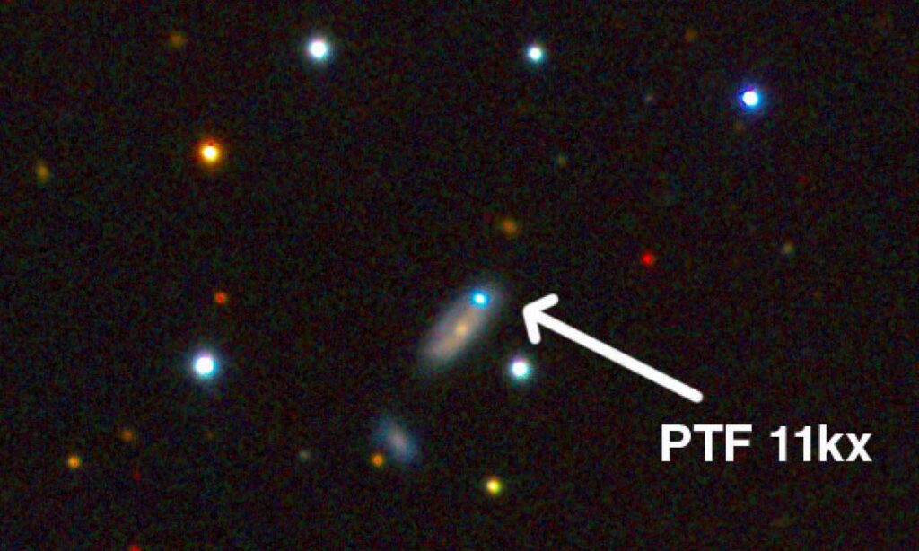Supernowa Ia w galaktyce PTF 11kx